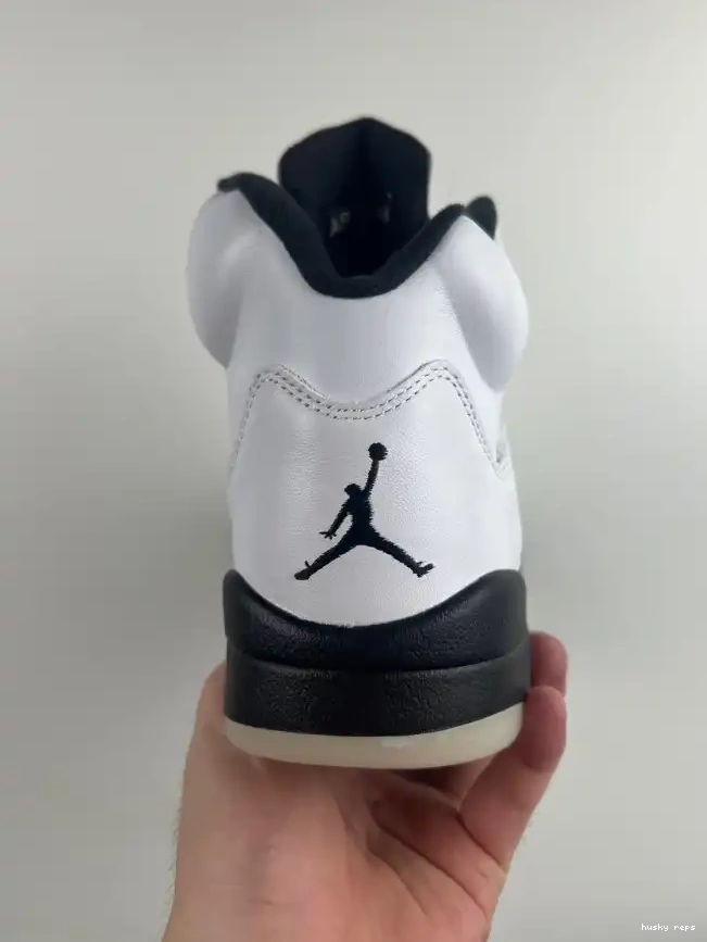 Cheap Husky AIR DD0587-110 5 RETRO JORDAN 'WHITE BLACK' 0625